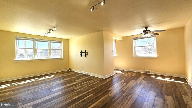 Foto del edificio - 2806 Ryerson Pl