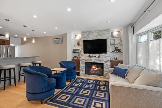 Foto del edificio - 4640 W 97th Pl