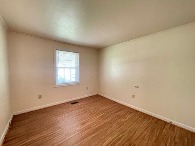 Building Photo - Location, Community, Quality Living. It Starts Here!