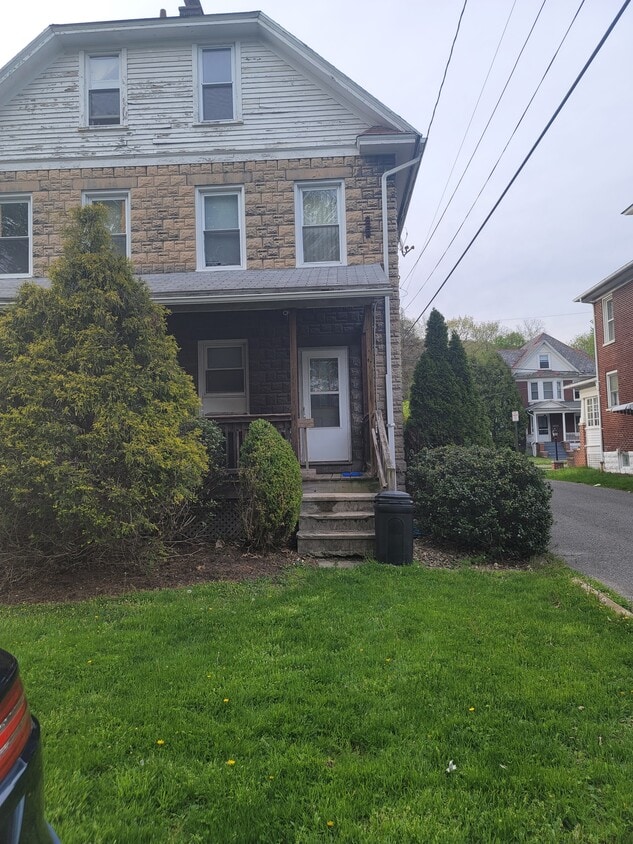 1017 High St, Williamsport, PA 17701 House for Rent in Williamsport