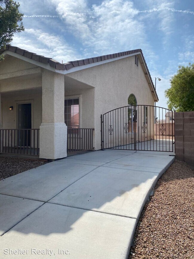 Building Photo - 3 br, 2 bath House - 1033 Serengeti Court