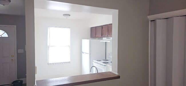 Foto del edificio - 6312 Corbly Rd