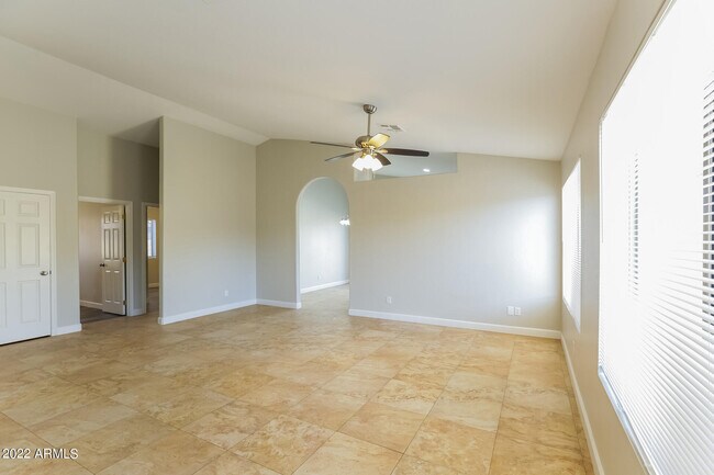 Foto del edificio - 438 N 96th St