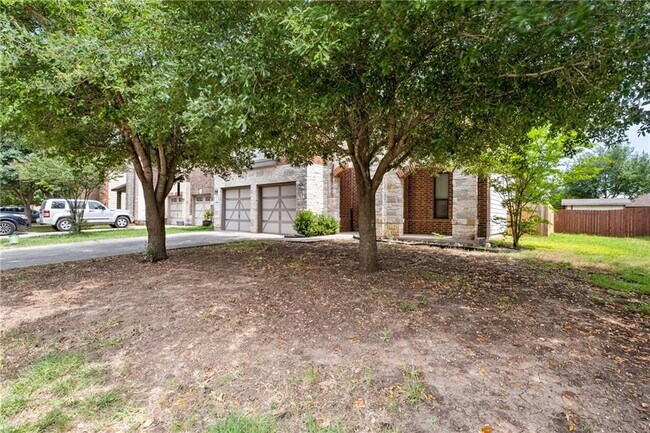 Building Photo - 9109 Ipswich Bay Dr