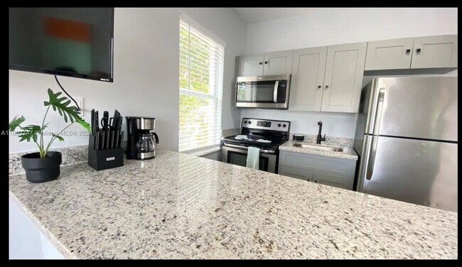 Foto del edificio - 6828 NW 3rd Ave