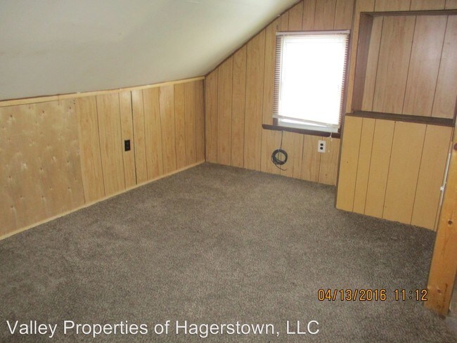 Foto del edificio - 219 N Mulberry St