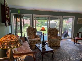 Foto del edificio - 77 Universe Dr