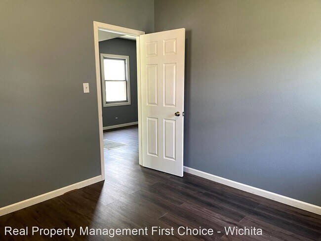 Foto del edificio - 2 br, 1 bath House - 1221 S Greenwood