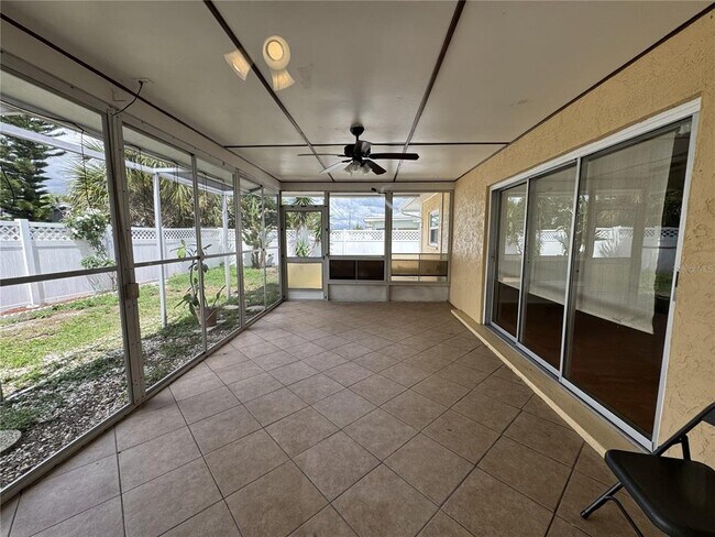 Foto del edificio - 517 Mt Vernon Dr