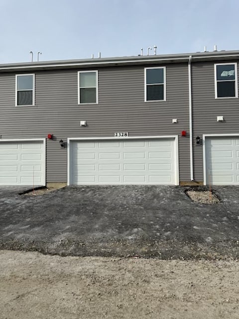 Building Photo - 2328 Noble Ln