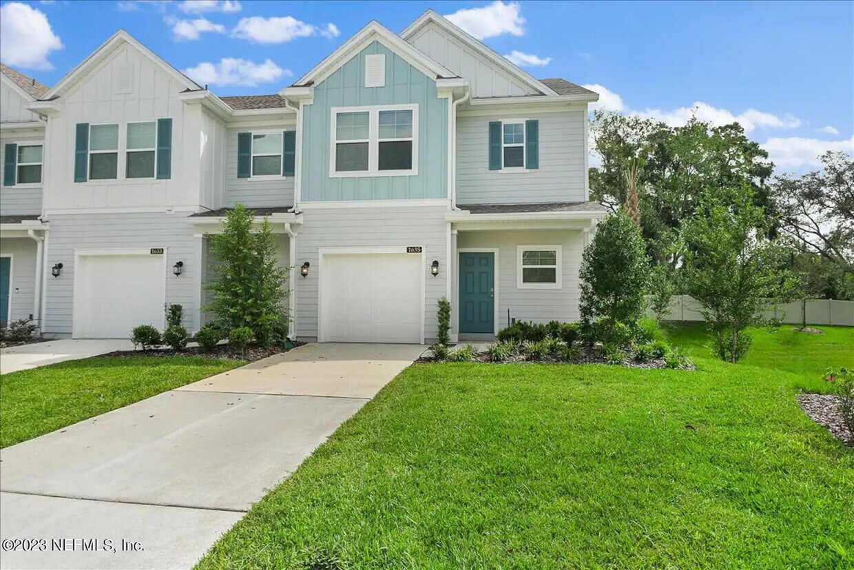 1635 Pottsburg Point Dr, Jacksonville, FL 32207 House Rental in