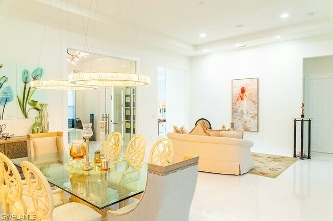 Foto del edificio - 5338 Chesterfield Dr
