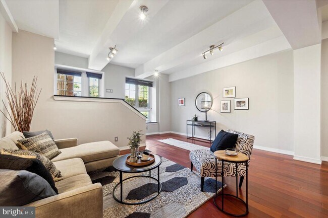 Foto del edificio - 844-46 N 29th St