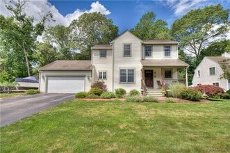 Building Photo - 103 Browns Farm Dr