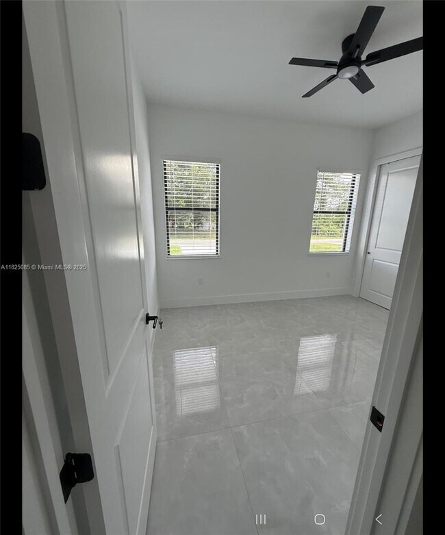 Building Photo - 2807 Leeland Heights Blvd