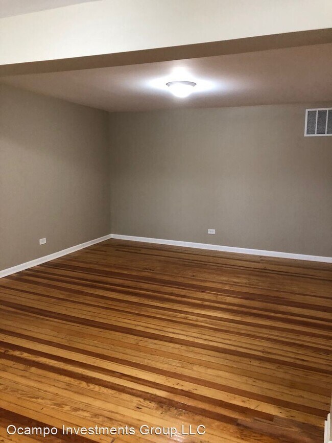 Foto del edificio - 4 br, 1.5 bath House - 609 Hirsch Ave.