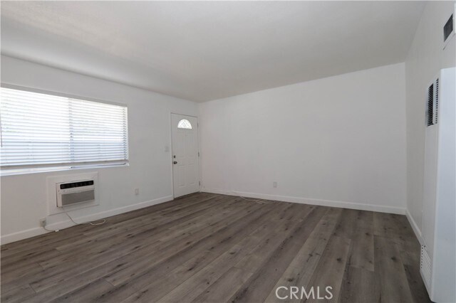 Foto del edificio - 460 Vista Ave