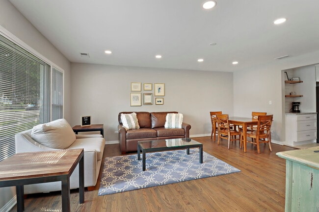 Building Photo - 500 W Pacific Ave