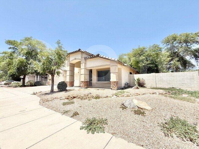 Building Photo - 16510 W Baden Ave