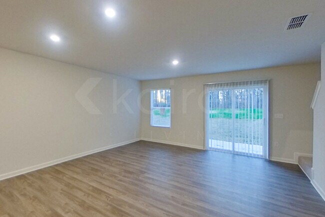 Foto del edificio - 320 Ironwood Ct