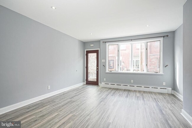 Building Photo - 2617 S Carlisle St