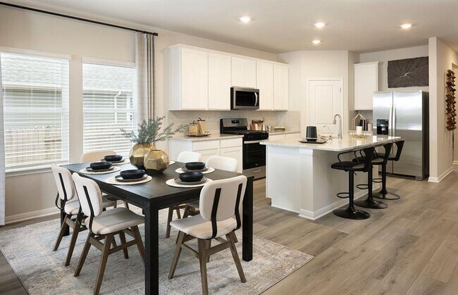 Foto del edificio - 126 Short Toed Swoop