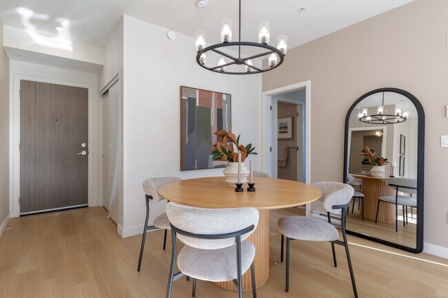 Photo du bâtiment - 32110 Hillcrest Av