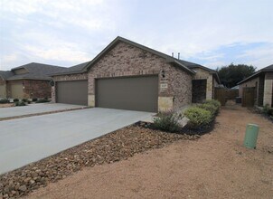 Building Photo - 1227 FM306