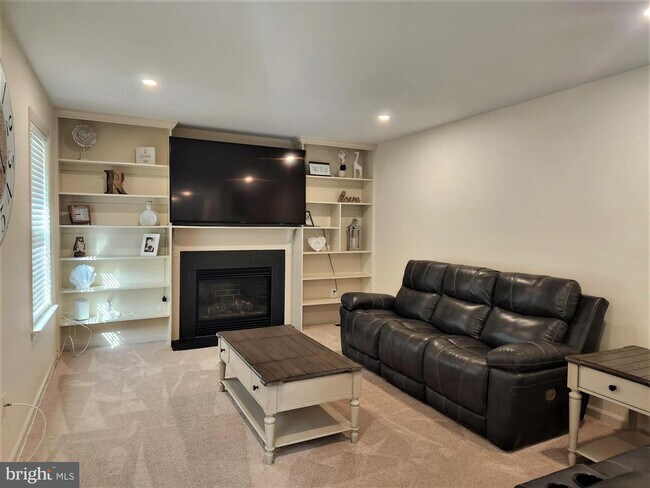 Building Photo - 78 George Thomas Dr
