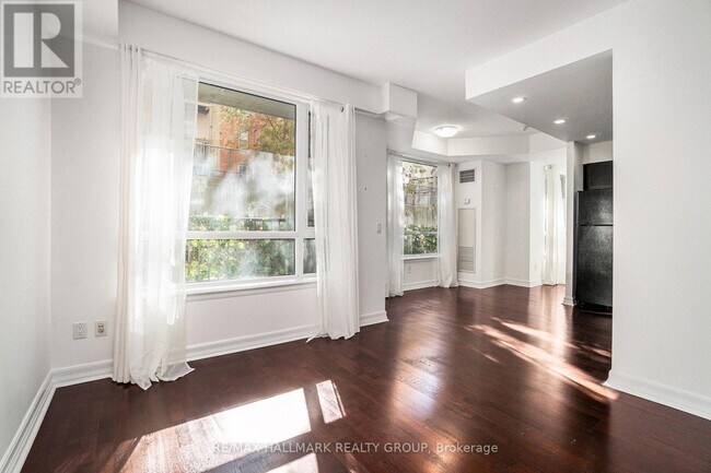 Photo du bâtiment - 200 Besserer St