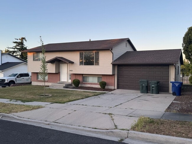 Foto del edificio - 4481 S Woodgrove Dr