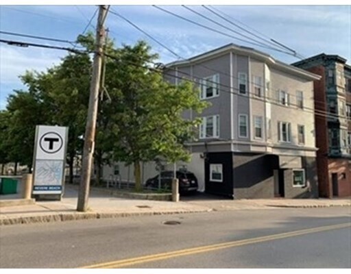 Primary Photo - 675 Beach St