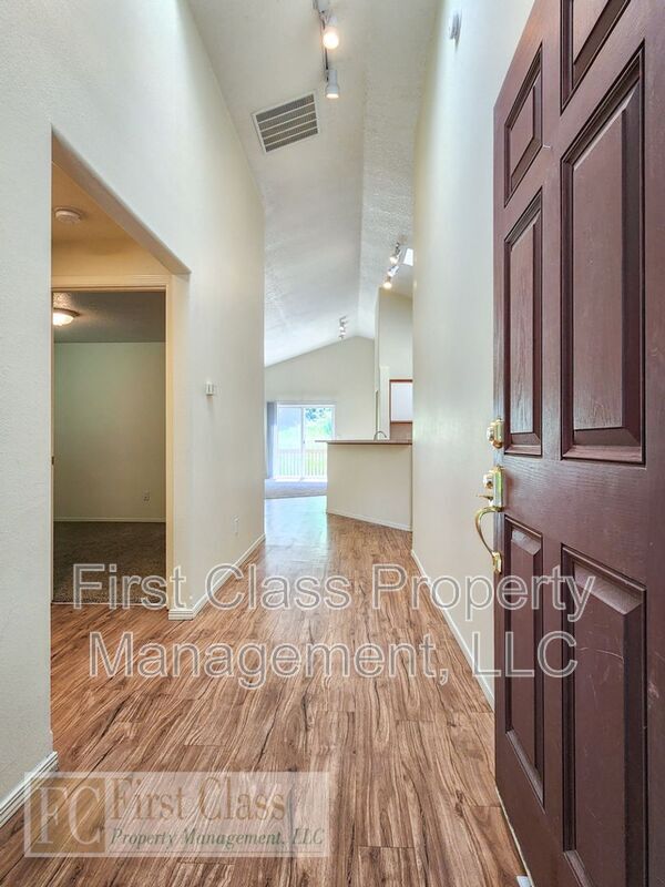 Foto del edificio - 13232 SW MENLOR LN
