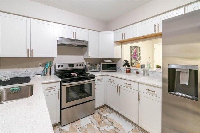 Foto del edificio - 2897 Thaxton Dr