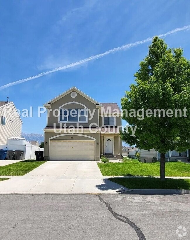 Building Photo - 93 Kintail St