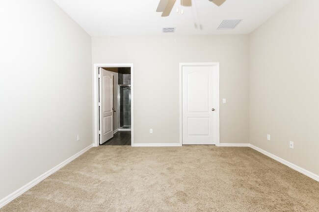 Building Photo - 1716 Celebration Dr