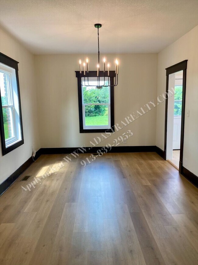 Foto del edificio - Remodeled 3 Bed 1.5 Bath Home in Kansas Ci...
