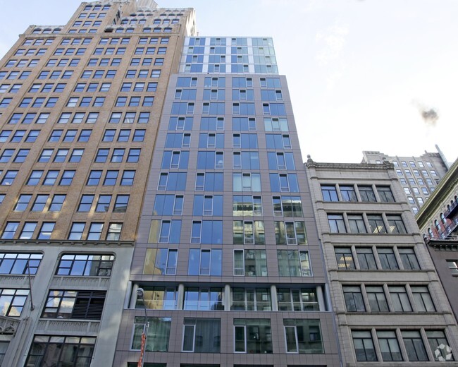 Building Photo - 241 5th Ave
