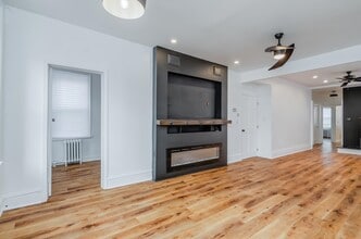Building Photo - 324 Stegman Pkwy