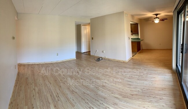 Building Photo - 3 Ledgewood Way