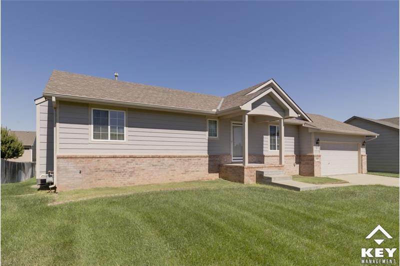 Primary Photo - 11008 Bristlecone Cir