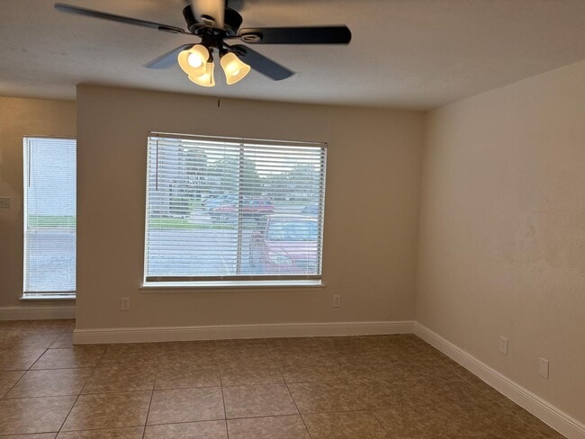 Building Photo - 2227 Lyme Bay Dr
