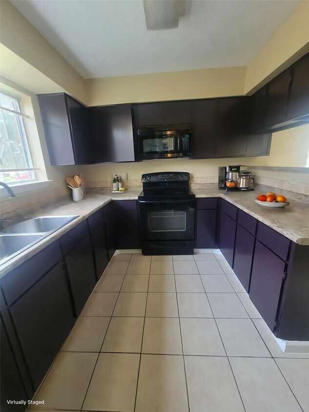 Building Photo - 19330 Cypress Bay Dr