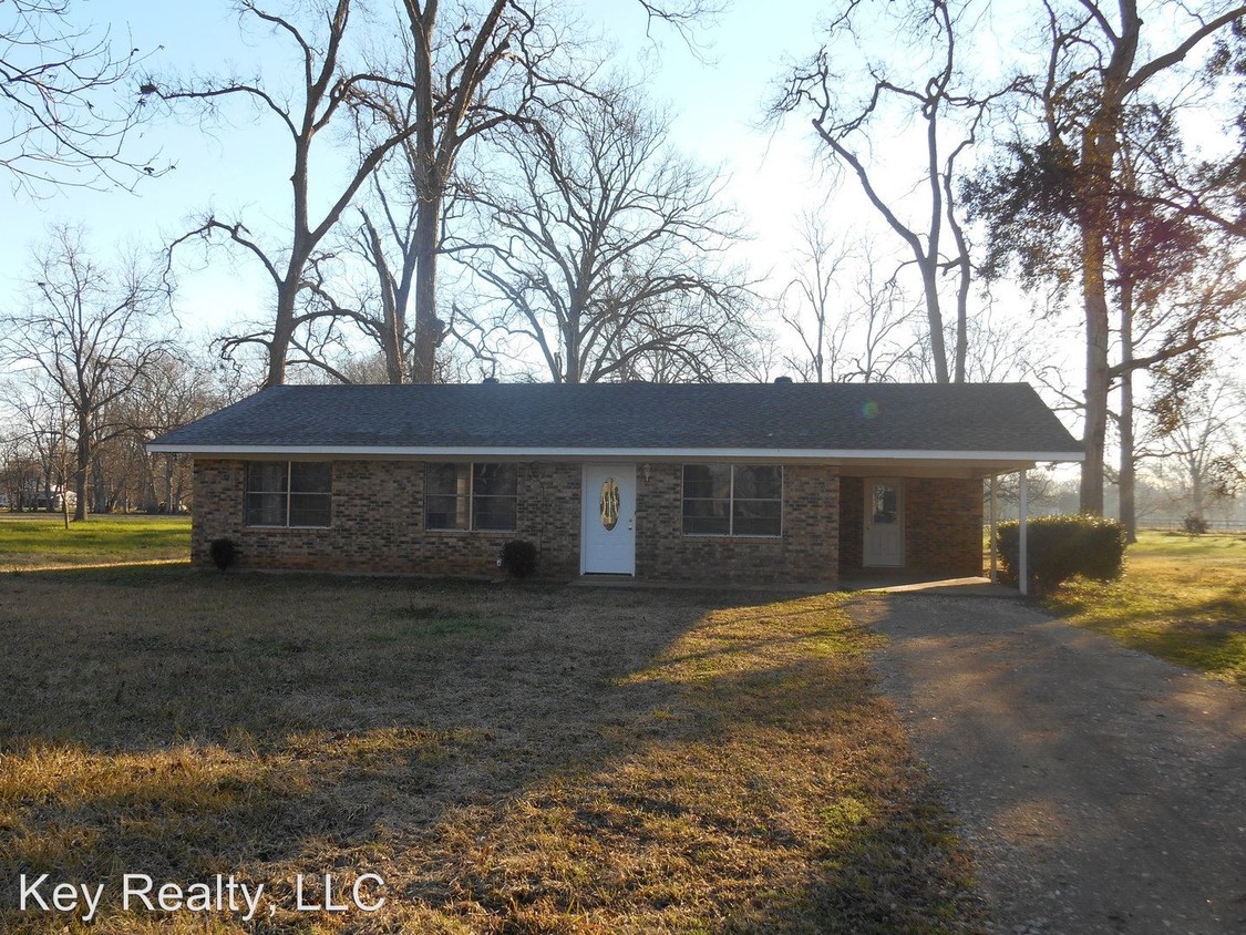 Primary Photo - 197 Rapides Station Rd