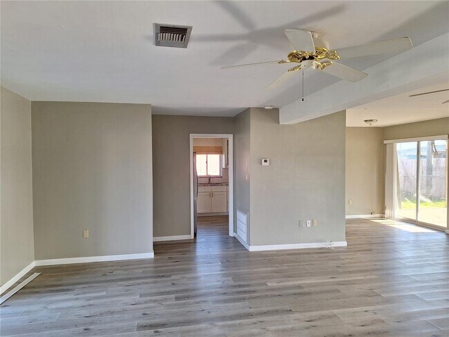 Building Photo - 545 Dalton Blvd