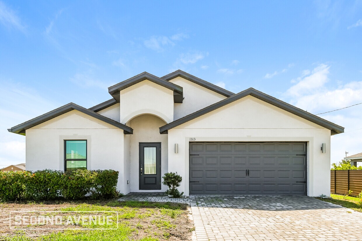 Foto principal - 1313 NW 8th Pl