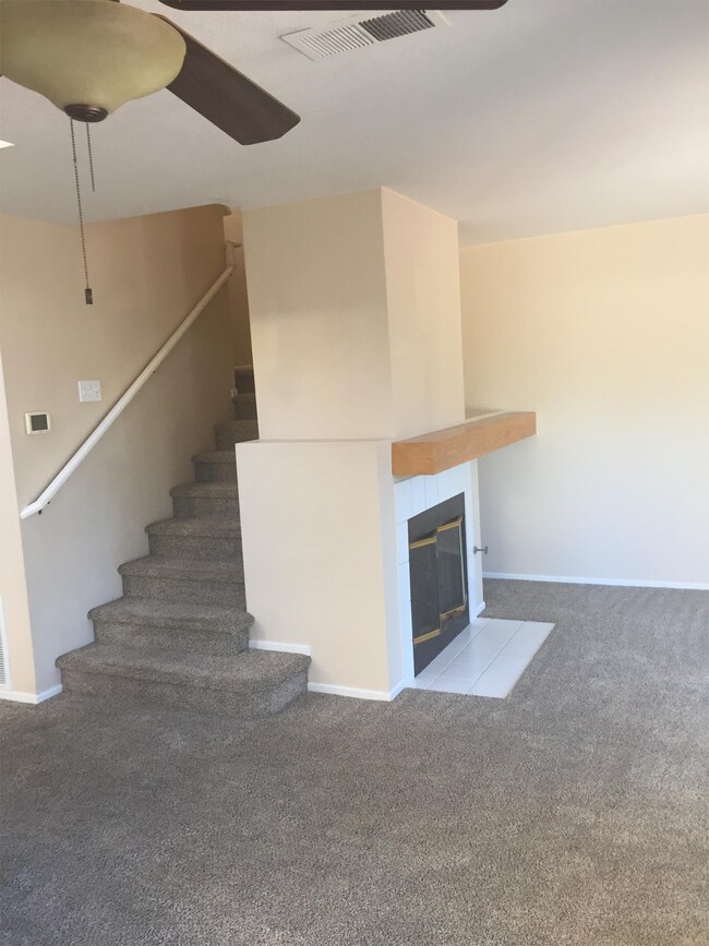 Building Photo - 376 Ferrara Way