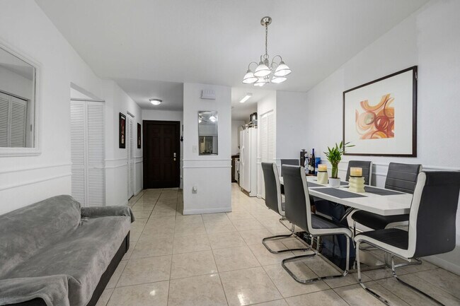 Foto del edificio - 5310 SW 138th Pl