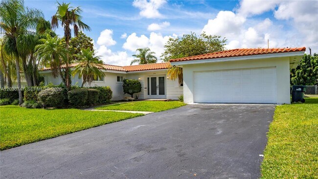 Foto del edificio - 15340 SW 85th Ave