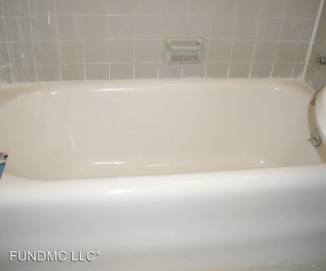 Foto del edificio - 2830 E 130th St